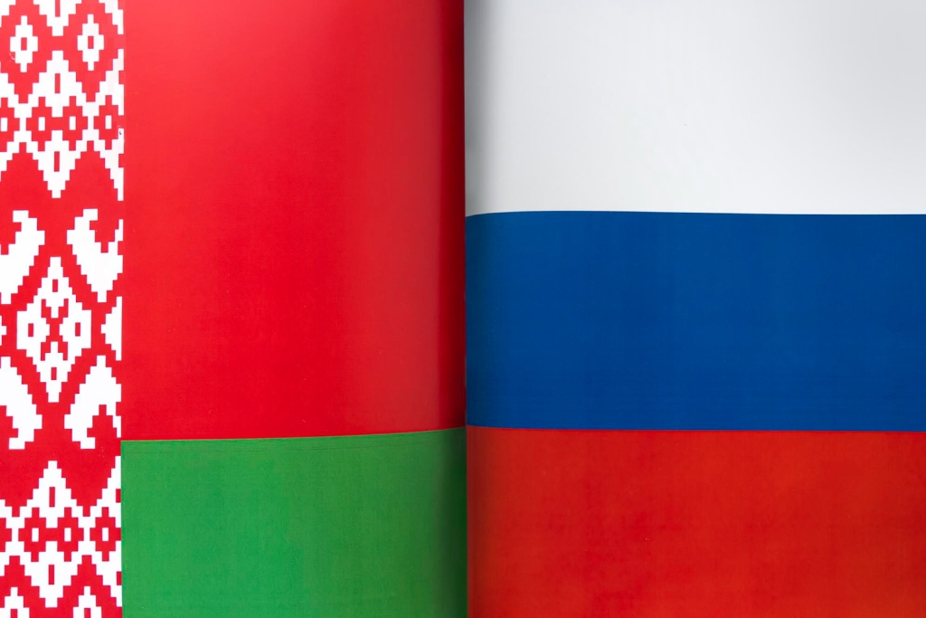 РФ и Белоруссия нарастили товарооборот до 2,355 триллиона рублей