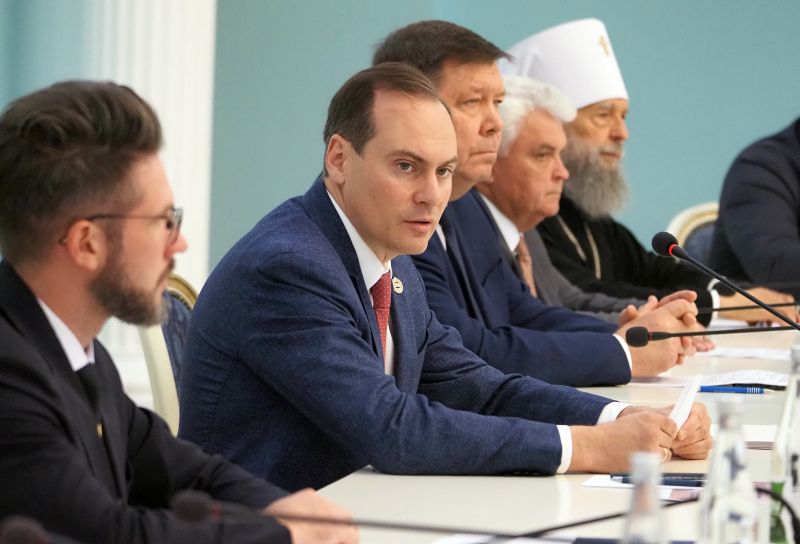 Глава Мордовии призвал к бдительности в сфере межнациональных отношений