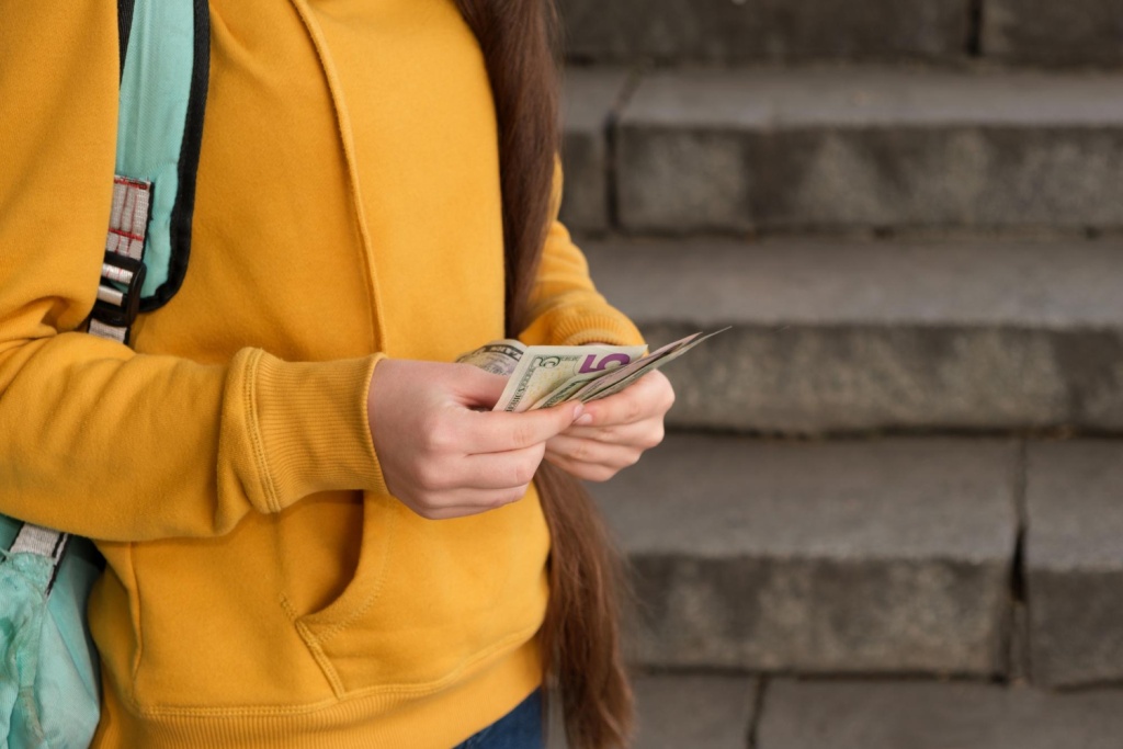 Пилотный проект по такс-фри продлили в РФ до конца 2027 года Пилотный проект по такс-фри продлили в РФ до конца 2027 года