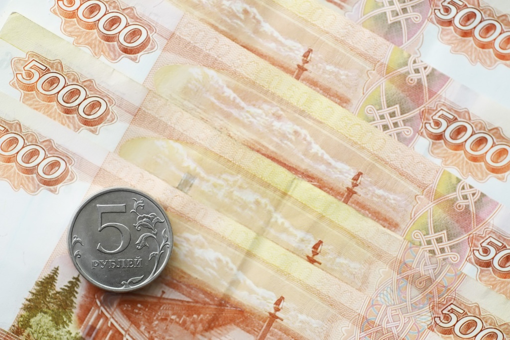 «Ведомости»: в РФ могут отменить льготные кредиты для МСП