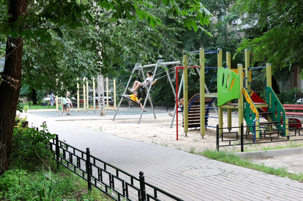 Мэр Сергей Петрин сообщил, что в этом году в Воронеже благоустроят 52 двора