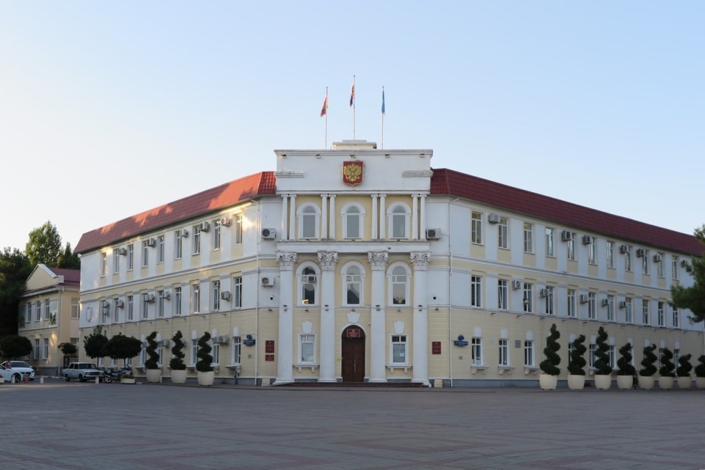 Администрация Геленджика приглашает на работу специалистов, которые любят курортный город и готовы вкладывать силы в его развитие